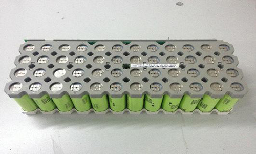 <b>鋰電池包組裝過(guò)程及安裝注意事項(xiàng)，趕緊收藏吧!</b>