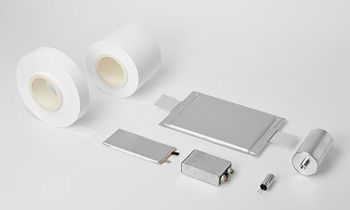 <b>價格血戰(zhàn)沖擊，鋰電隔膜行業(yè)呈寡頭格局</b>